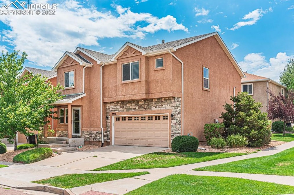 3896 Swainson Dr, Colorado Springs, CO 80922-3182