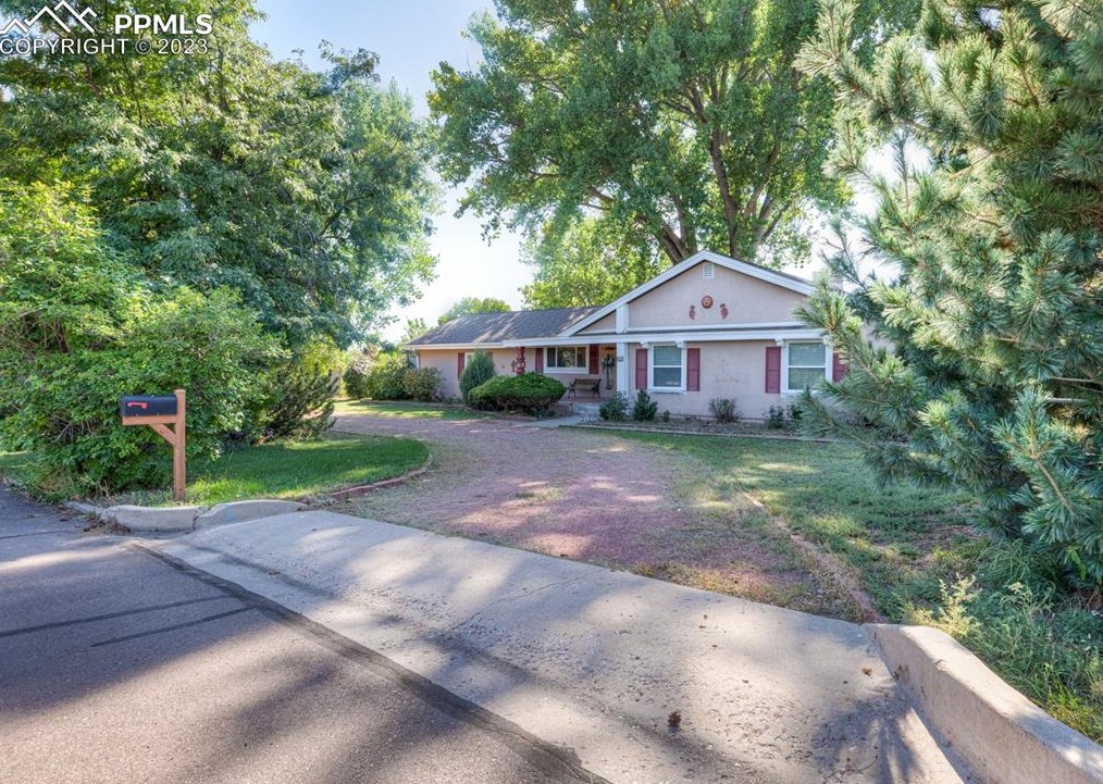2811 Valley Hi Ave, Colorado Springs, CO 80910-2963