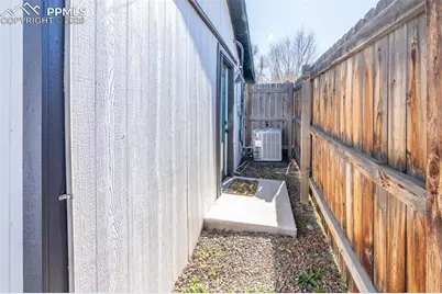 2201 W Warren Avenue, Englewood, CO 80110 - Photo 18