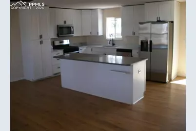 141 Kingsley Avenue, Pueblo, CO 81005 - Photo 6