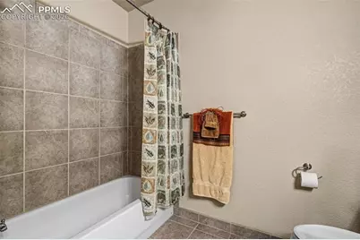 1170 W Loasa Drive, Pueblo, CO 81007 - Photo 30