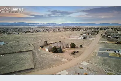 1170 W Loasa Drive, Pueblo, CO 81007 - Photo 6