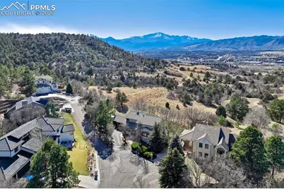 6140 Canyon Springs Place, Colorado Springs, CO 80918 - Photo 4