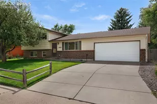 6152 Del Paz Dr, Colorado Springs, CO 80918 - Photo 2