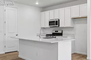 9301 Golden Buffs Dr, Colorado Springs, CO 80925 - Photo 8