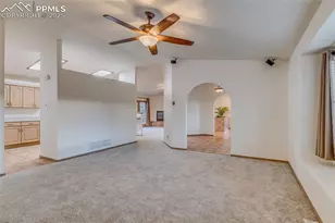 7501 Tudor Rd, Colorado Springs, CO 80919 - Photo 16