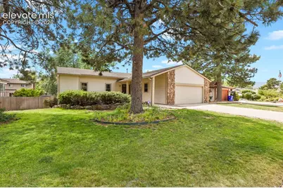 4255 Brigadoon Lane, Colorado Springs, CO 80909 - Photo 2