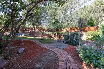 125 Sunbird Cliffs Lane, Colorado Springs, CO 80919 - Photo 38