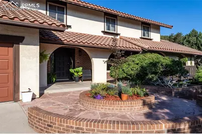 125 Sunbird Cliffs Lane, Colorado Springs, CO 80919 - Photo 2