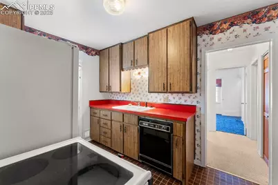 632 N Foote Avenue, Colorado Springs, CO 80909 - Photo 4