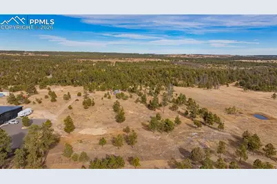 11930 Green Acres Lane, Colorado Springs, CO 80908 - Photo 8