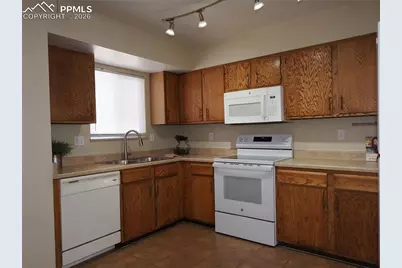 6870 Chippewa Road, Colorado Springs, CO 80915 - Photo 8