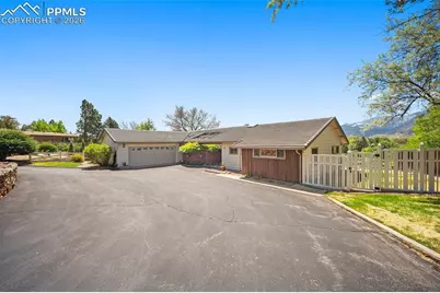 40 Friendship Lane, Colorado Springs, CO 80904 - Photo 4