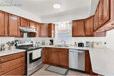 528 Brookeway, Florence, CO 81226 - Photo 10