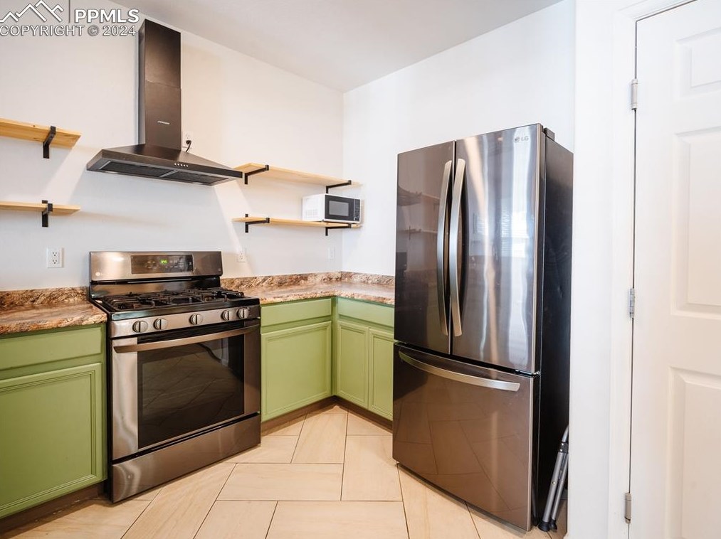 6203 Sierra Grande Pt, Colorado Springs, CO 80923-3871