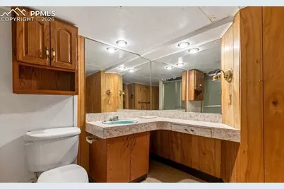 807 E Mesa Avenue, Pueblo, CO 81006 - Photo 26