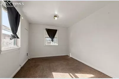 807 E Mesa Avenue, Pueblo, CO 81006 - Photo 34