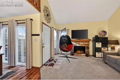 6107 Pine Hill Drive, Colorado Springs, CO 80918 - Photo 6