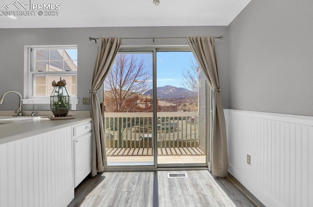 2174 Giltshire Dr, Colorado Springs, CO 80905-4231