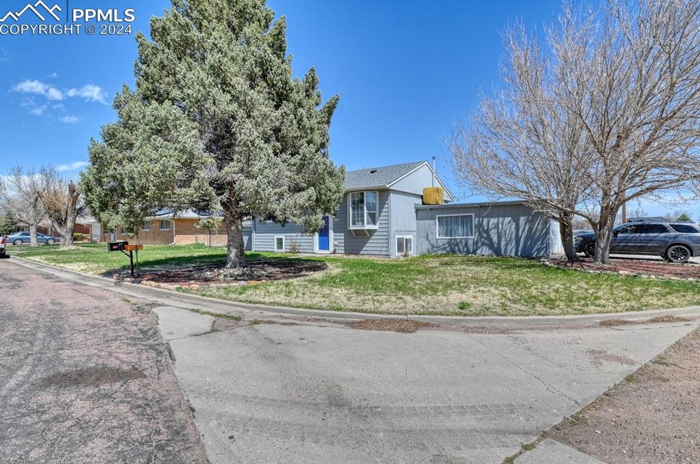 200 Cir Dr, Canon City CO 81212-5403 exterior