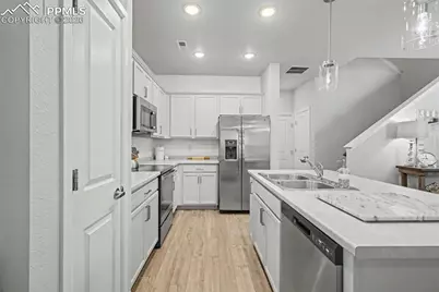 16433 Rustlers Range Point, Monument, CO 80132 - Photo 14