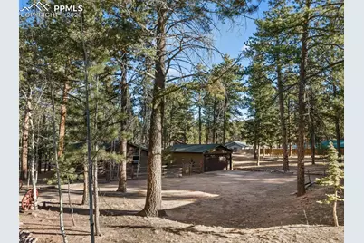 523 N Walnut Street, Woodland Park, CO 80863 - Photo 34