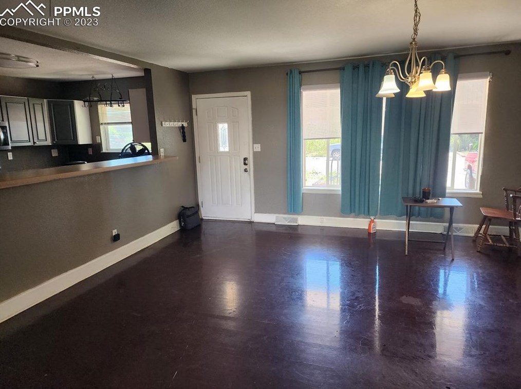 116 Amherst St, Colorado Springs, CO 80911-2102