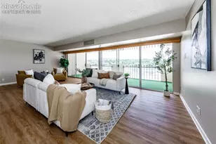 411 Lakewood Circle, Colorado Springs, CO 80910 - Photo 10