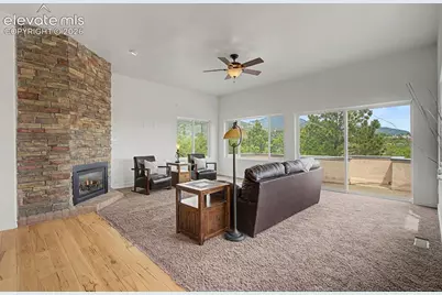 370 Oakhurst Lane, Colorado Springs, CO 80906 - Photo 12