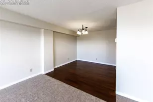 411 Lakewood Circle, Colorado Springs, CO 80910 - Photo 10