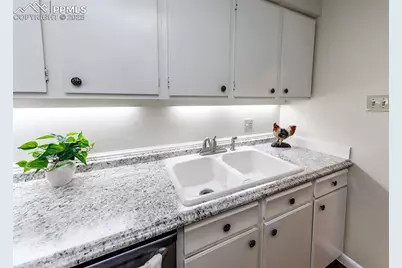 411 Lakewood Circle #B1009, Colorado Springs, CO 80910 - Photo 6