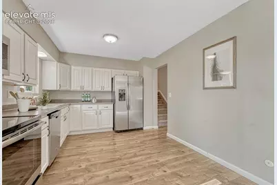 2011 Montezuma Drive, Colorado Springs, CO 80910 - Photo 14
