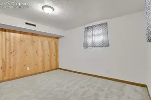 906 Bowser Dr, Colorado Springs, CO 80909 - Photo 26