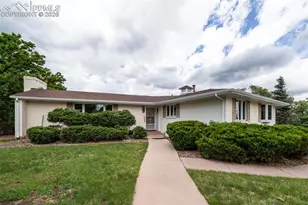 130 Cresta Rd, Colorado Springs, CO 80906 - Photo 4
