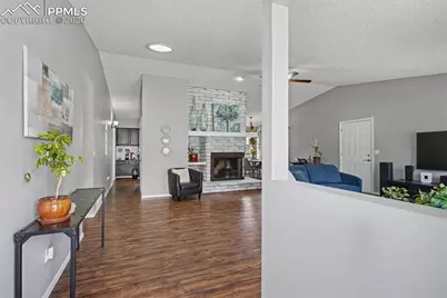 5250 Mule Deer Drive, Colorado Springs, CO 80919 - Photo 4