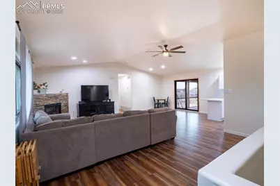 496 E Earl Drive, Pueblo West, CO 81007 - Photo 10