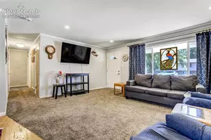 1215 Fosdick Dr, Colorado Springs, CO 80909 - Photo 2