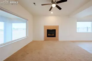 1367 N Dailey Dr, Pueblo, CO 81007 - Photo 4
