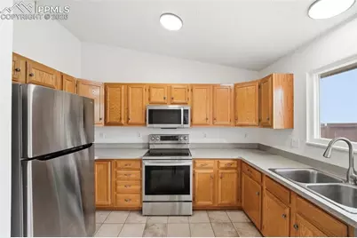 425 Garwood Court, Colorado Springs, CO 80911 - Photo 8