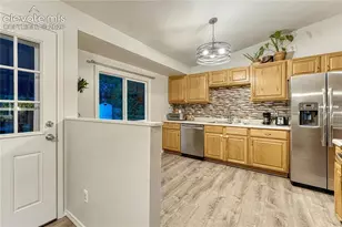 2045 Heathercrest Dr, Colorado Springs, CO 80915 - Photo 10