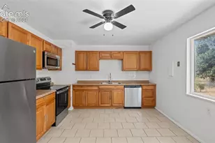 2408 Monterey Rd, Colorado Springs, CO 80910 - Photo 10