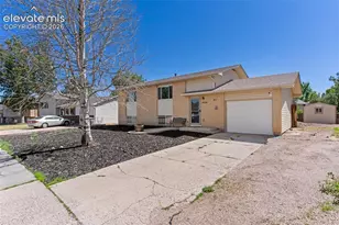 7370 Sugarloaf Terrace, Fountain, CO 80817 - Photo 2