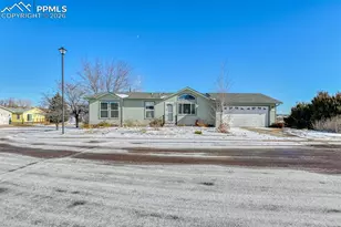 4661 Gray Fox Heights, Colorado Springs, CO 80922 - Photo 2