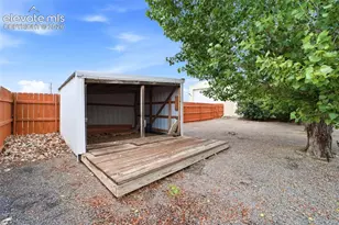 1008 E Kirkwood Dr, Pueblo, CO 81007 - Photo 32