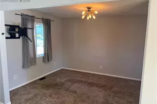 4011 Tennyson Ave, Colorado Springs, CO 80910 - Photo 12