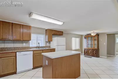 508 E Ohio Avenue, Fountain, CO 80817 - Photo 2