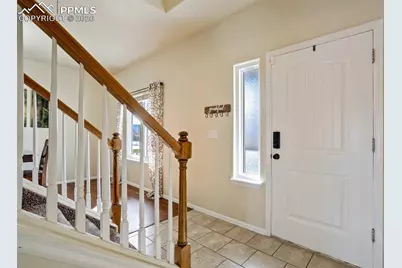 6131 Hayfield Place, Colorado Springs, CO 80925 - Photo 4