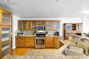 146 Luxury Ln, Colorado Springs, CO 80921 - Photo 10