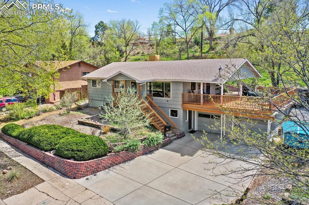 741 Panorama Dr, Colorado Springs, CO 80904-1706
