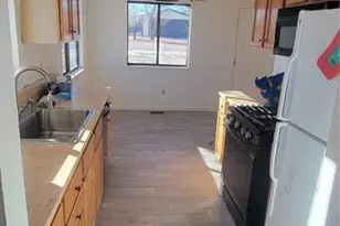 358 Illinois St, Penrose, CO 81240 - Photo 6